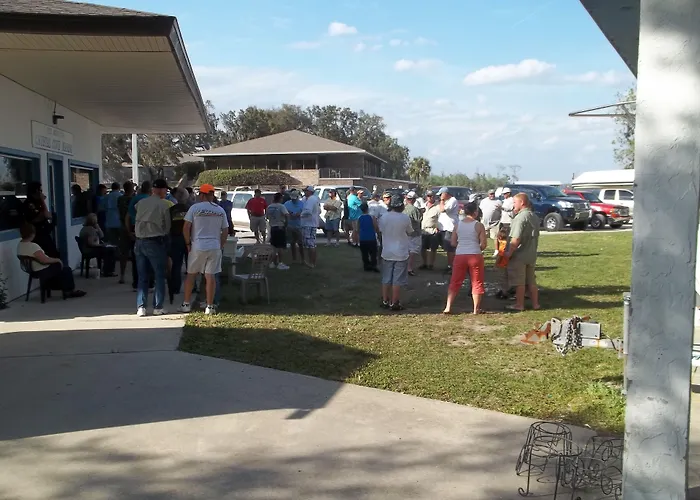 Crystal Cove Riverfront Resort Palatka