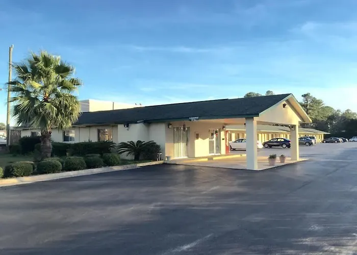 Driftwood Inn - Lake City