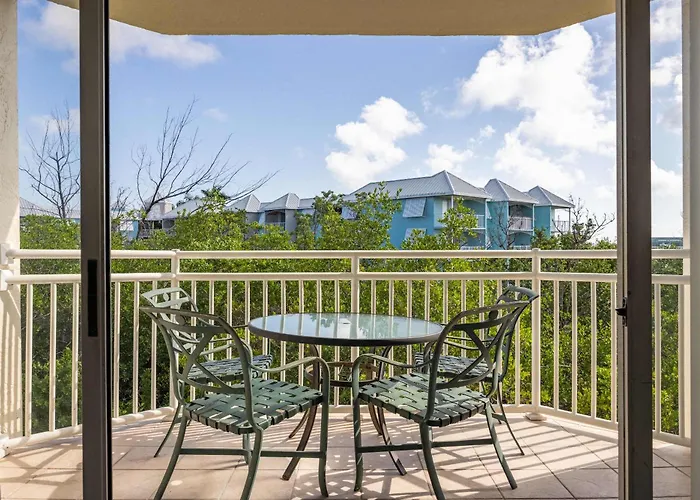 Tortuga Suite At Sunrise Suites Resort - Heated Pool, Hot Tub & Free Parking Key West acceptant les animaux