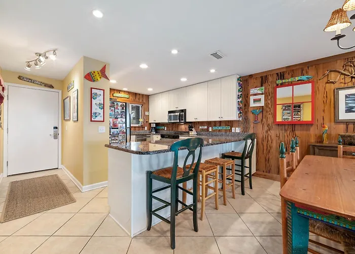 Needle Rush Point Unit C15 Villa Pensacola