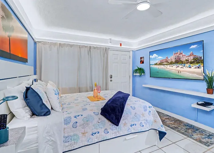 Pass-A-Grille Beach Retreat Unit 8 St. Pete Beach