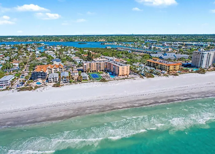 Villa Reef Club 208 Clearwater Beach