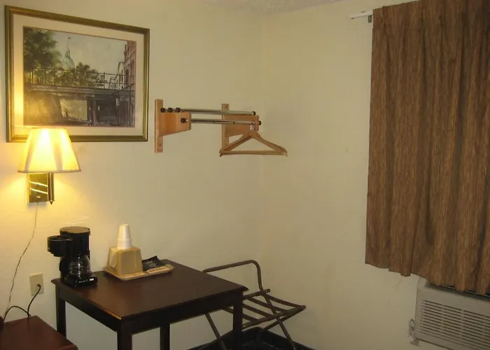 The Lodge At Pensacola Ferry Pass