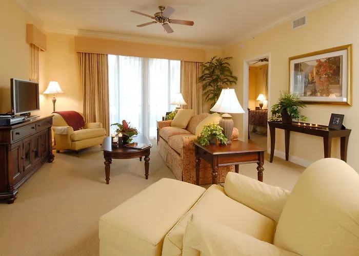 Naples Bay Resort & Marina