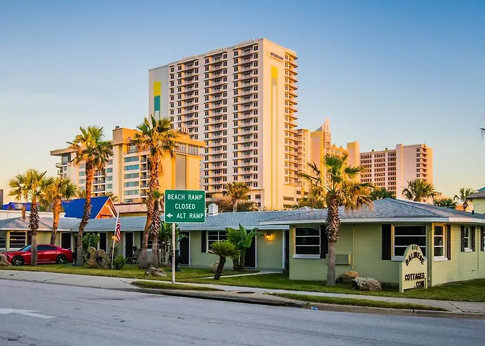Balinese Cottages Daytona Beach