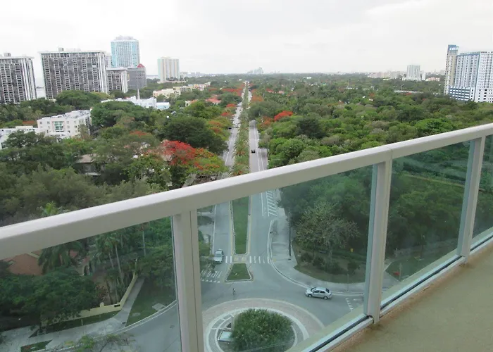 Pelican Residence At One Broadway Miami