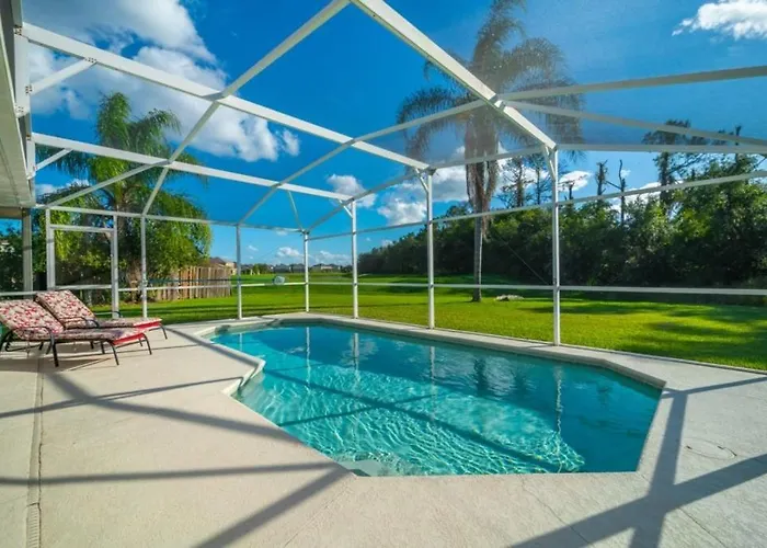 2636 4-Bed Orlando/Disney Area Vacation Home! Home Kissimmee mit Pool