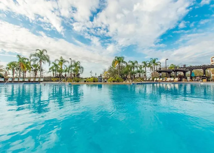 Vista Cay Luxury Lakeview 3 bedroom condo  Orlando