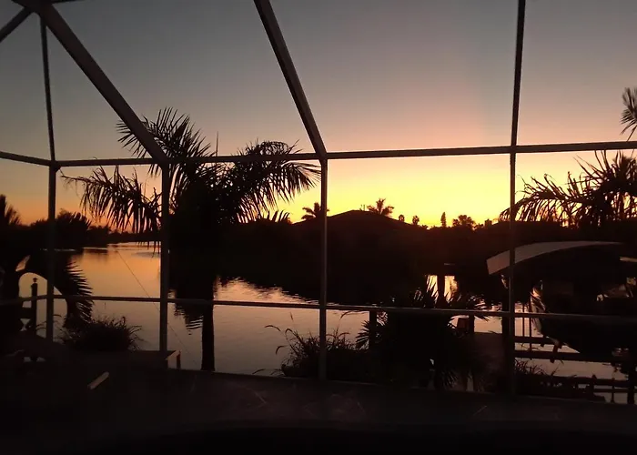 Haustierfreundliches Villa Eyleen Cape Coral