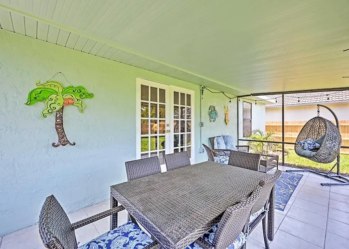 Retreat W/ Heated Pool Near Vanderbilt Beach! North North Naples